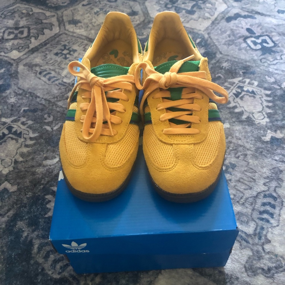 NWOT Adidas Samba LT Preloved Yellow Green, Gum